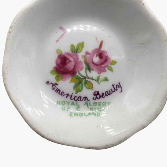 Royal Albert American Beauty Bone China Tea Cup Saucer Pink Green Gilt Floral - Picture 7 of 12